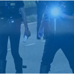 Incidente choc a Milano, motociclista morto decapitato da palo della luce: cosa è successo
